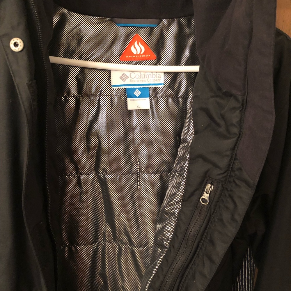 Women’s Columbia Jacket - Picture 4 of 5